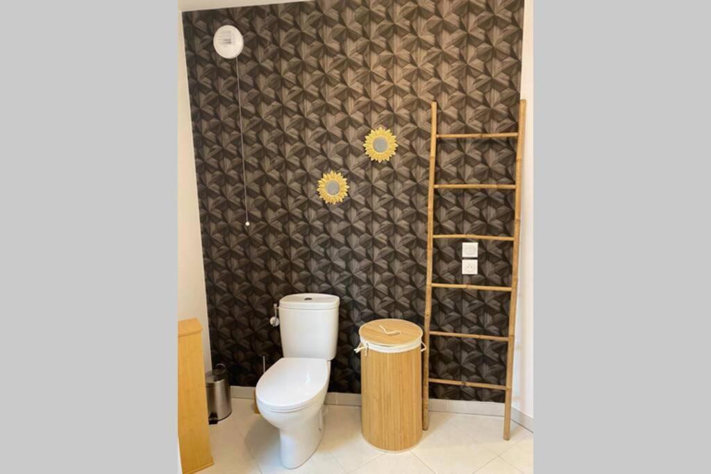 Appartement Deux pieces Moderne et Chaleureux à Saint-Laurent-du-Var Extérieur photo
